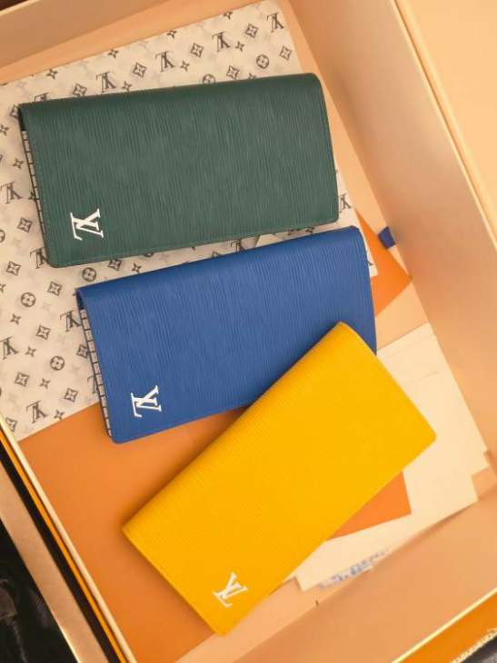 Picture of Louis Vuitton Wallets _SKUfw218628854fw